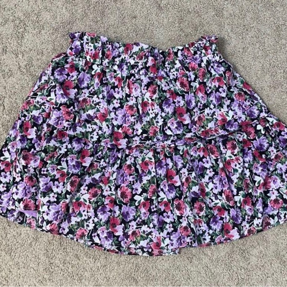 DO + BE floral skirt!